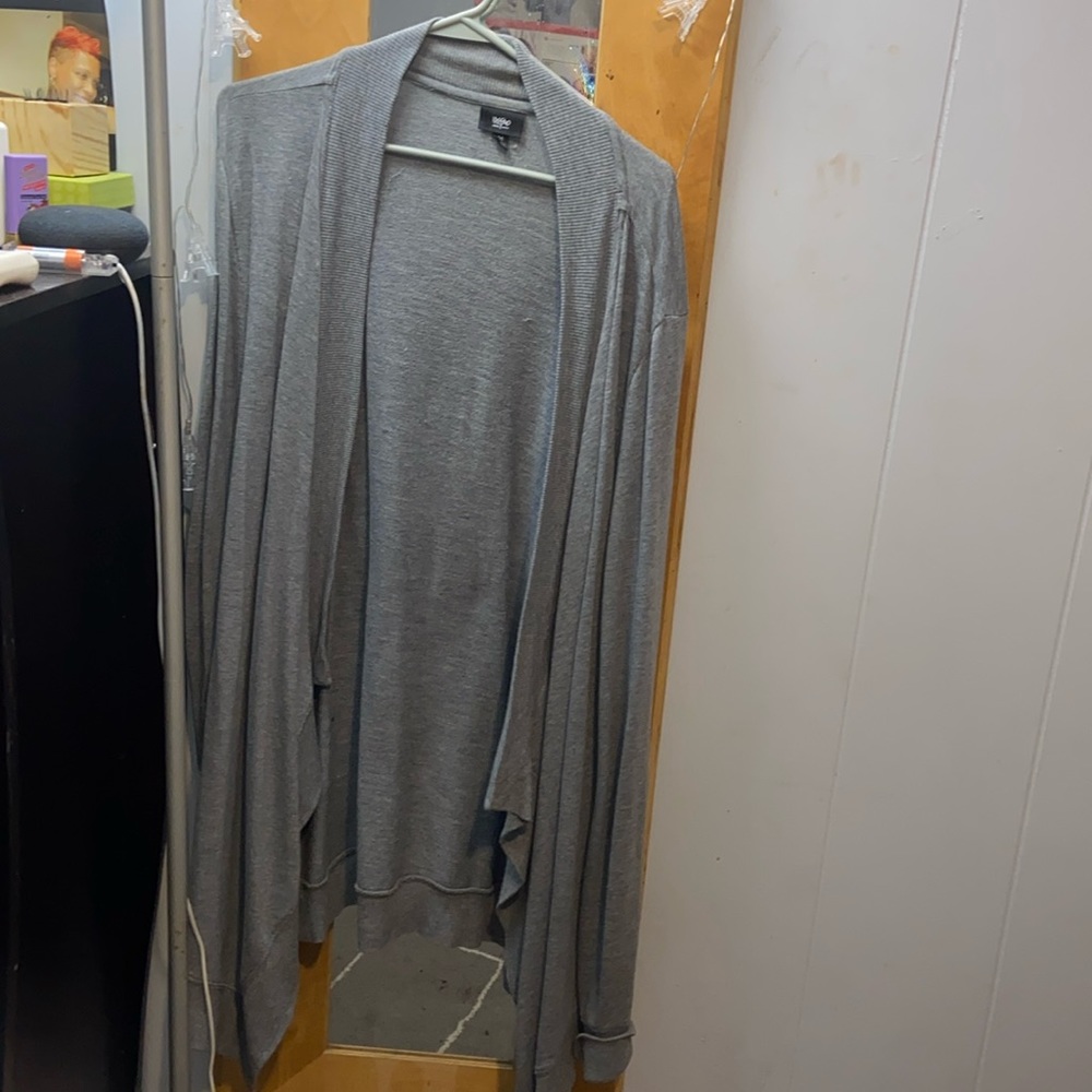 gray sweater
